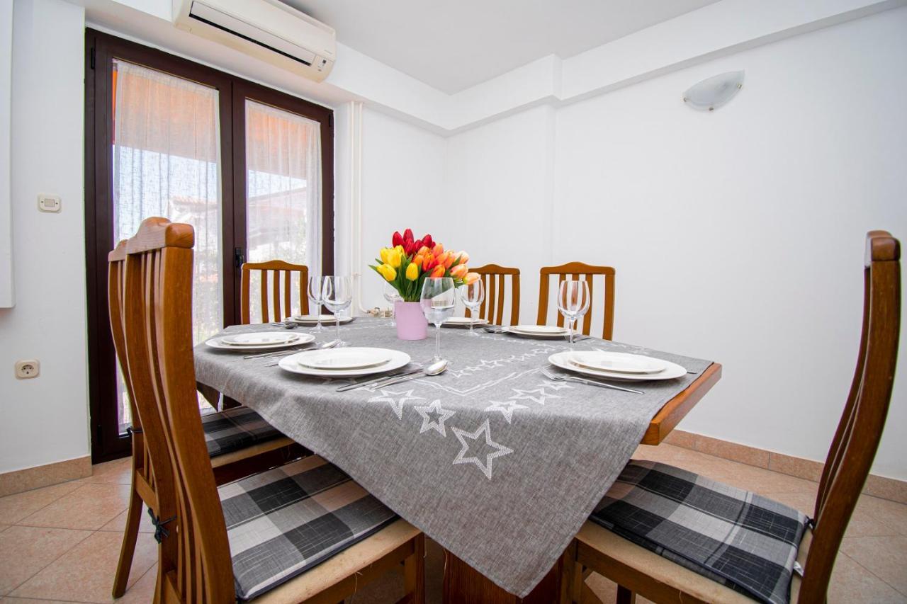 Holiday Apartment 50M From The Beach Пьешчана-Увала Экстерьер фото